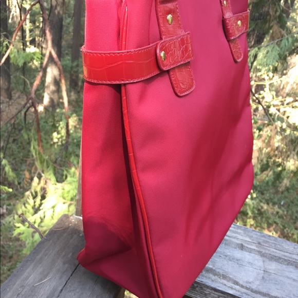 Cherry red  canvas ,Structured handle nylon  vintage nylon  vintage shoulder bag - Picture 6 of 16